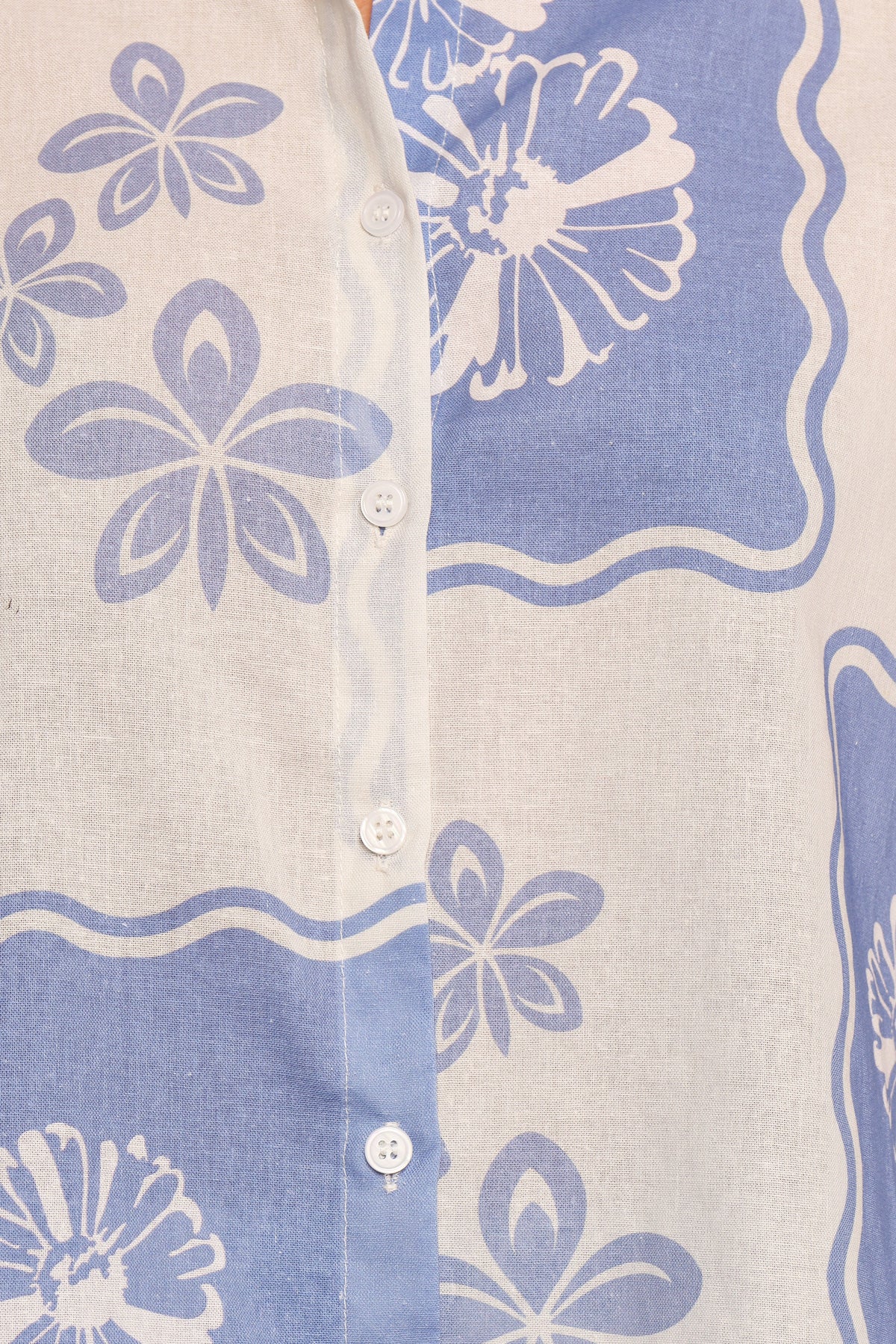 Shellie Short Sleeve Shirt - Blue Dahlia