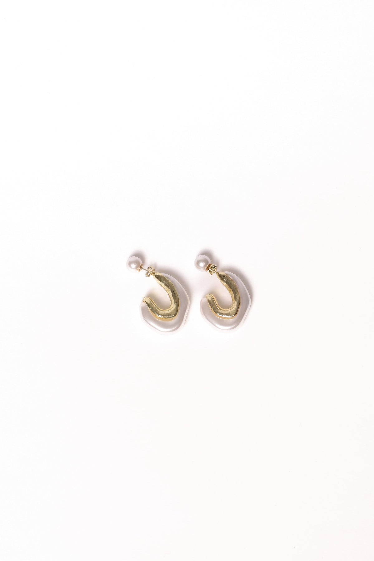 Paola Earrings - Gold/Pearl