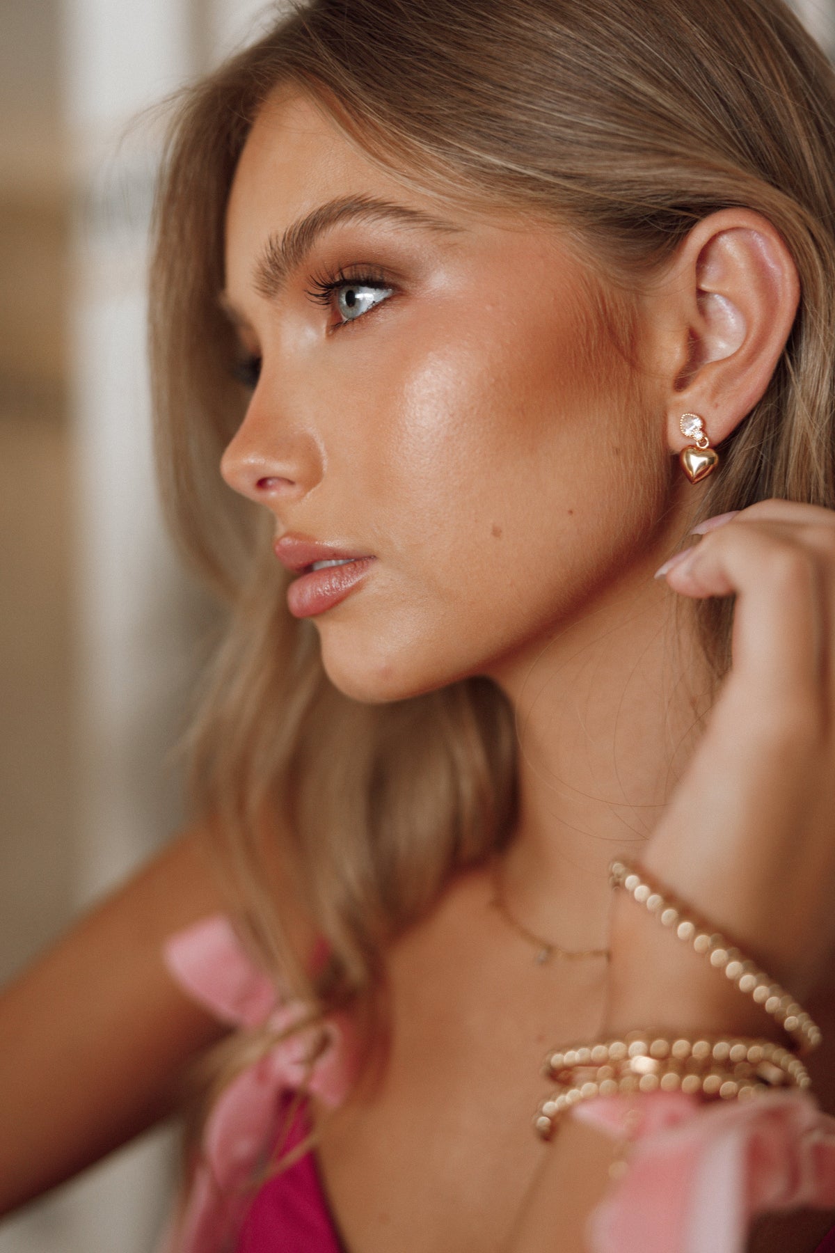 Susan Heart Earrings - Gold